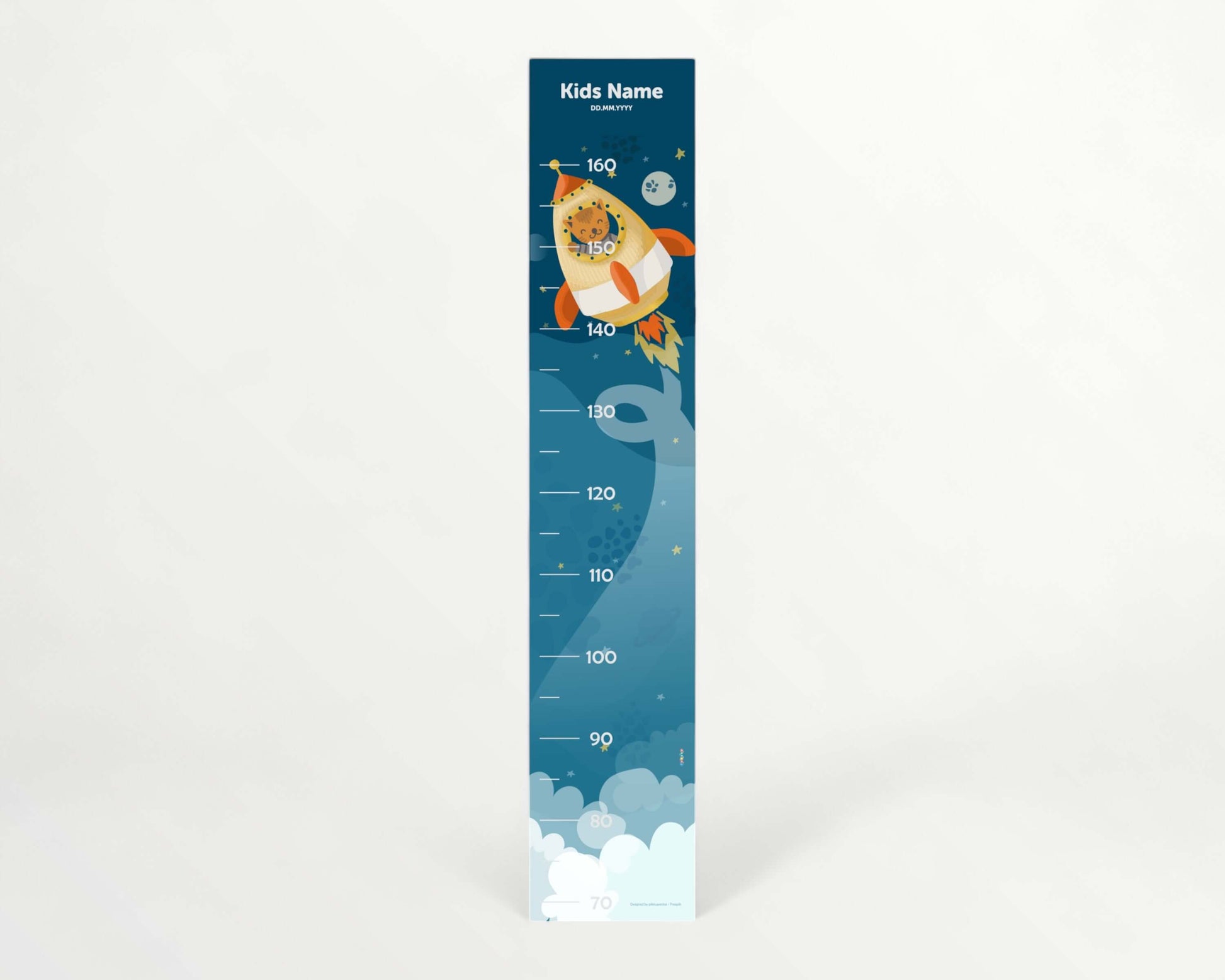 Kids measuring stick featuring a rocket design, measures height from 70 cm to 160 cm, perfect for tracking growth.