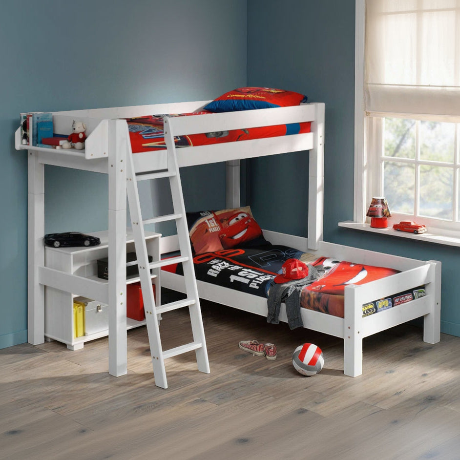 Lahe - Corner bunk bed with slant ladder - 90x200 cm - White with vibrant bedding and slant ladder in a stylish room.