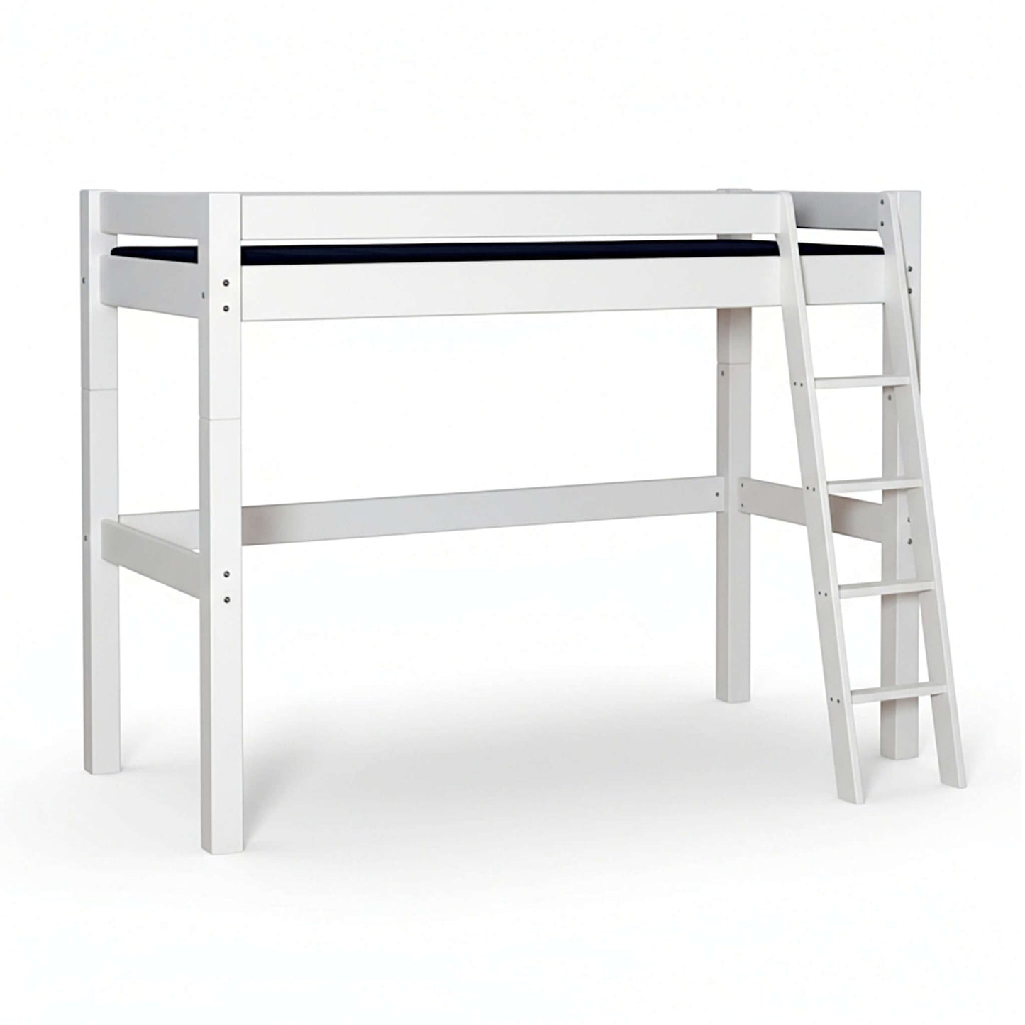 Lahe - High bed with slant ladder - 90x200 cm - White featuring a sturdy design and sustainable materials.