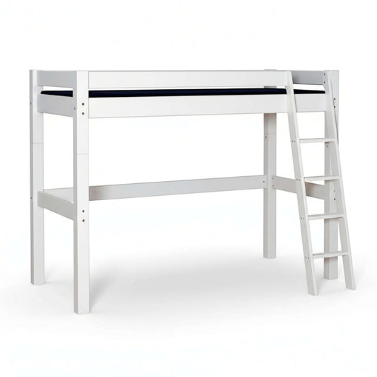 Lahe - High bed with slant ladder - 90x200 cm - White featuring a sturdy design and sustainable materials.