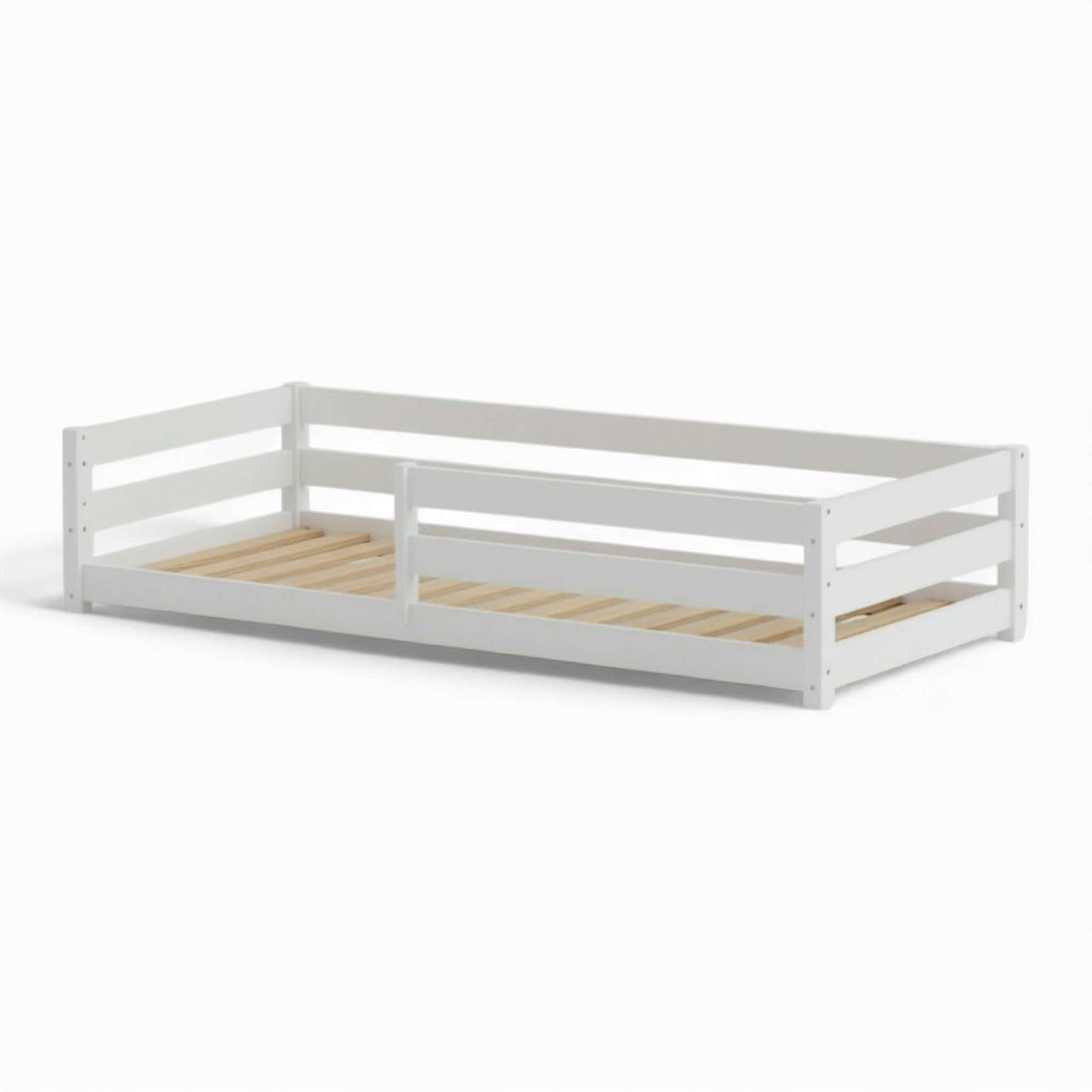 LILY | Kids' Floor Bed in white with wooden slats for a safe and independent sleeping environment.