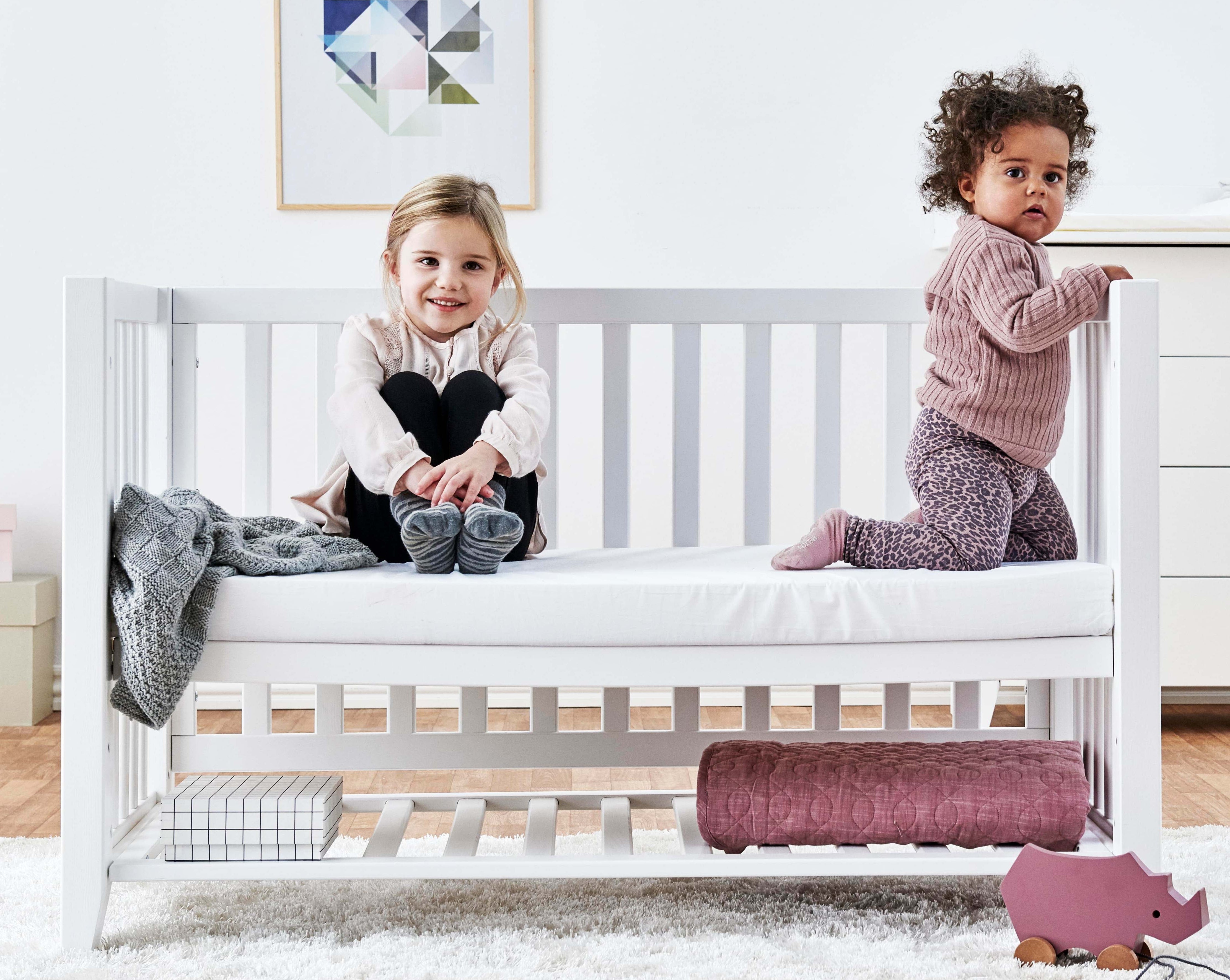 Baby hot sale bed bench