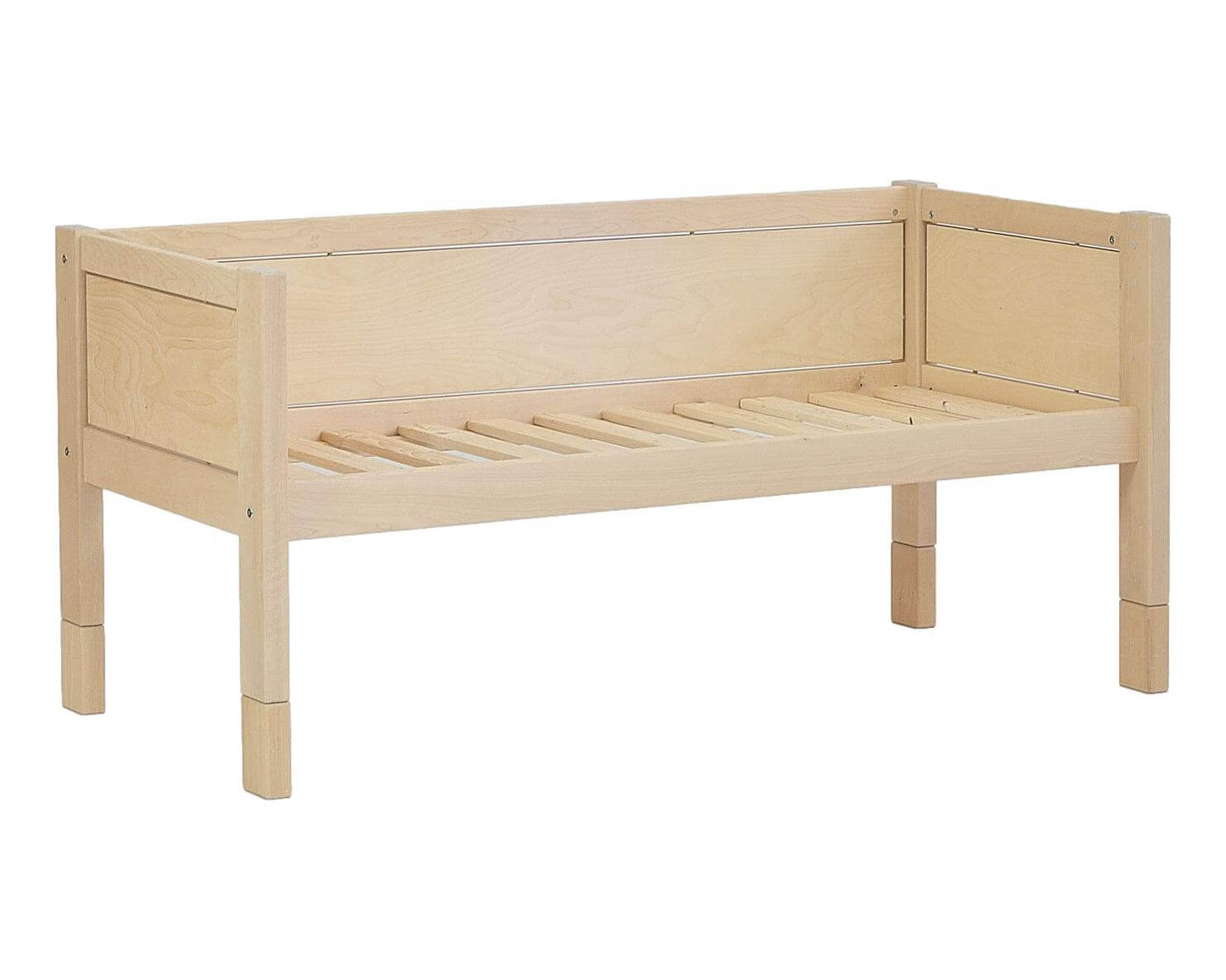 Jerwen - Compact bed - 90x200 cm made of natural birch wood, featuring safety barrier and durable design.
