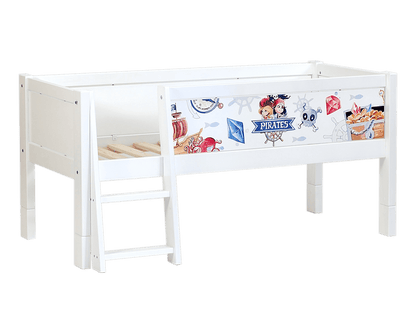 Jerwen - Compact bed with safety barrier and ladder - 70x160 cm, featuring a pirate theme and ladder.